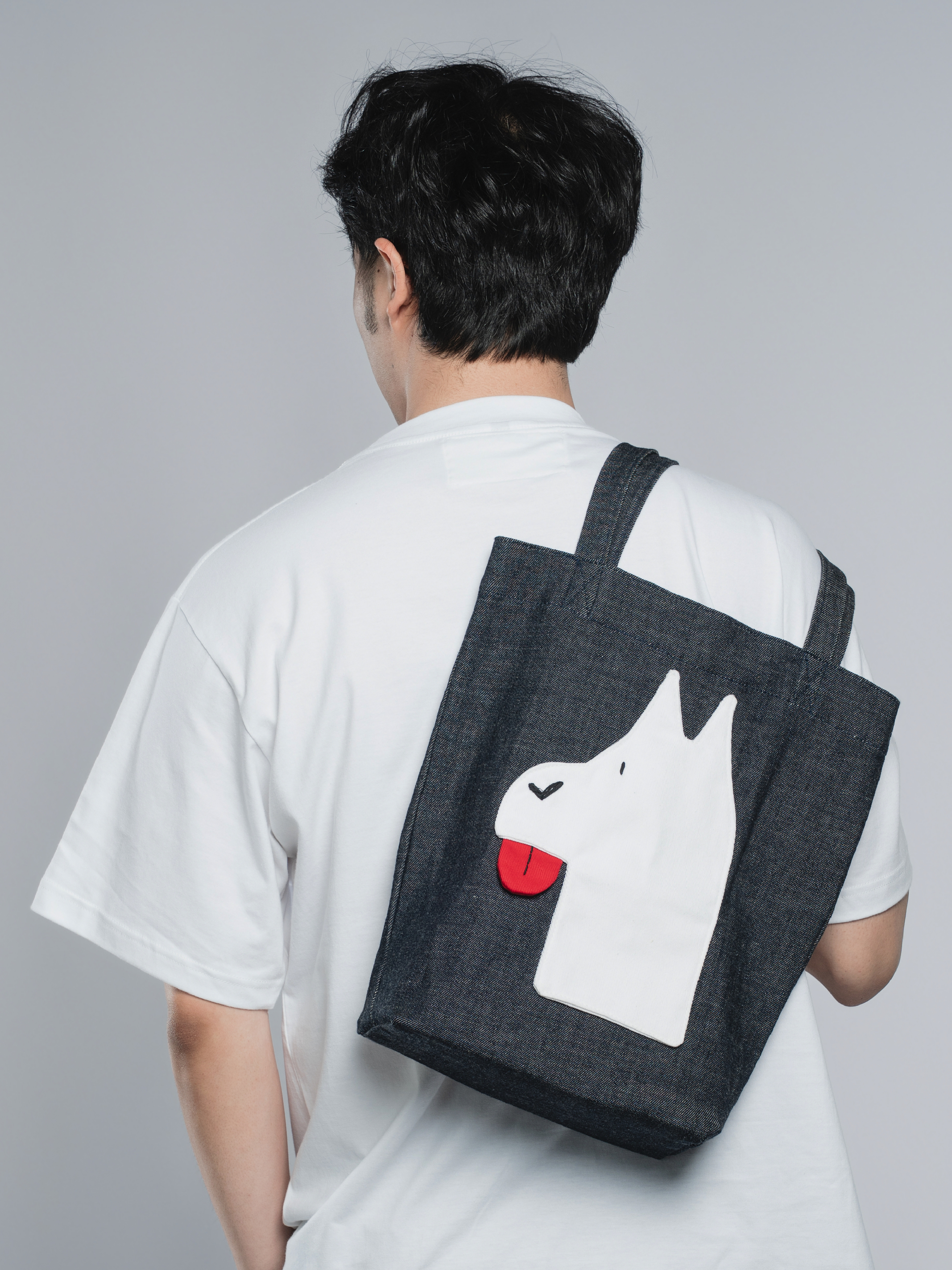 ToteDog — back view