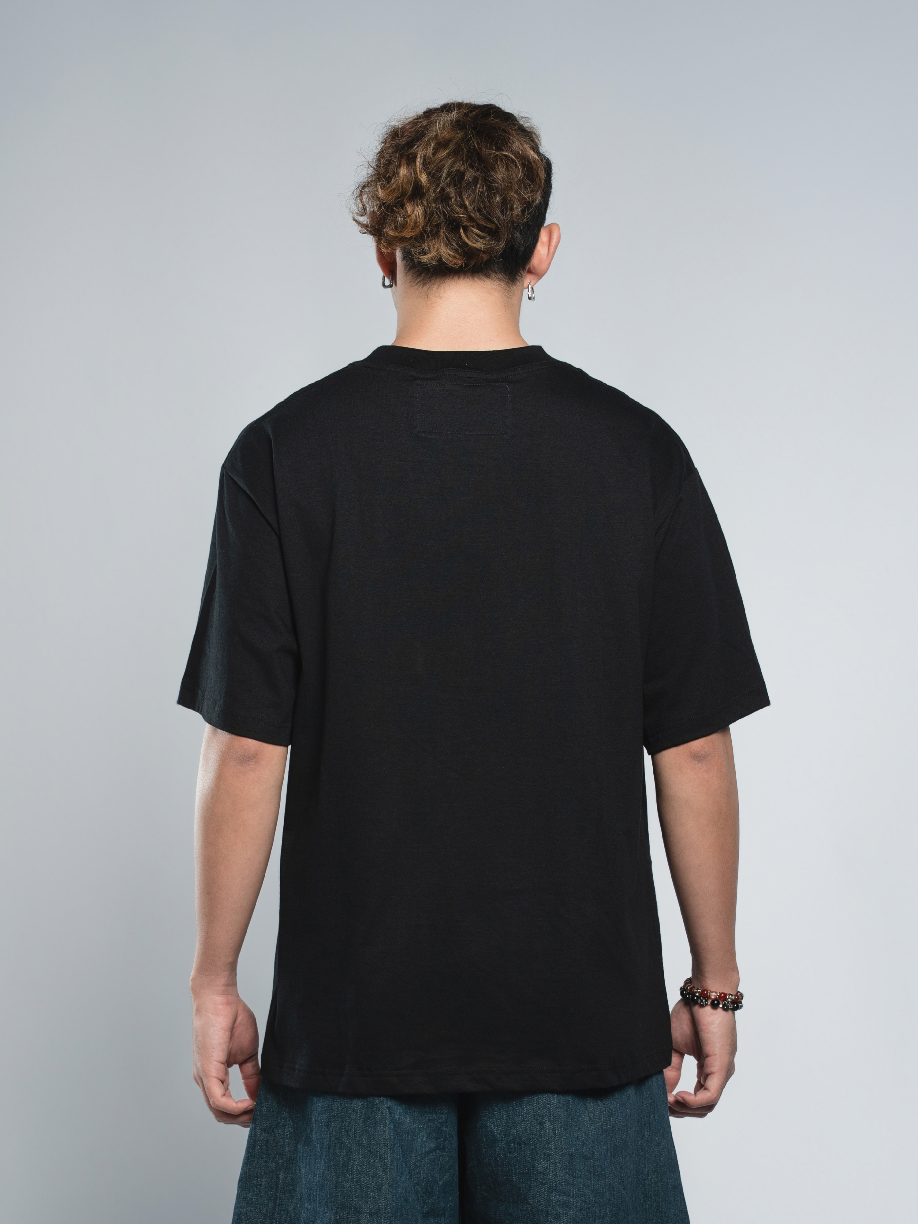 H-shirt — back view