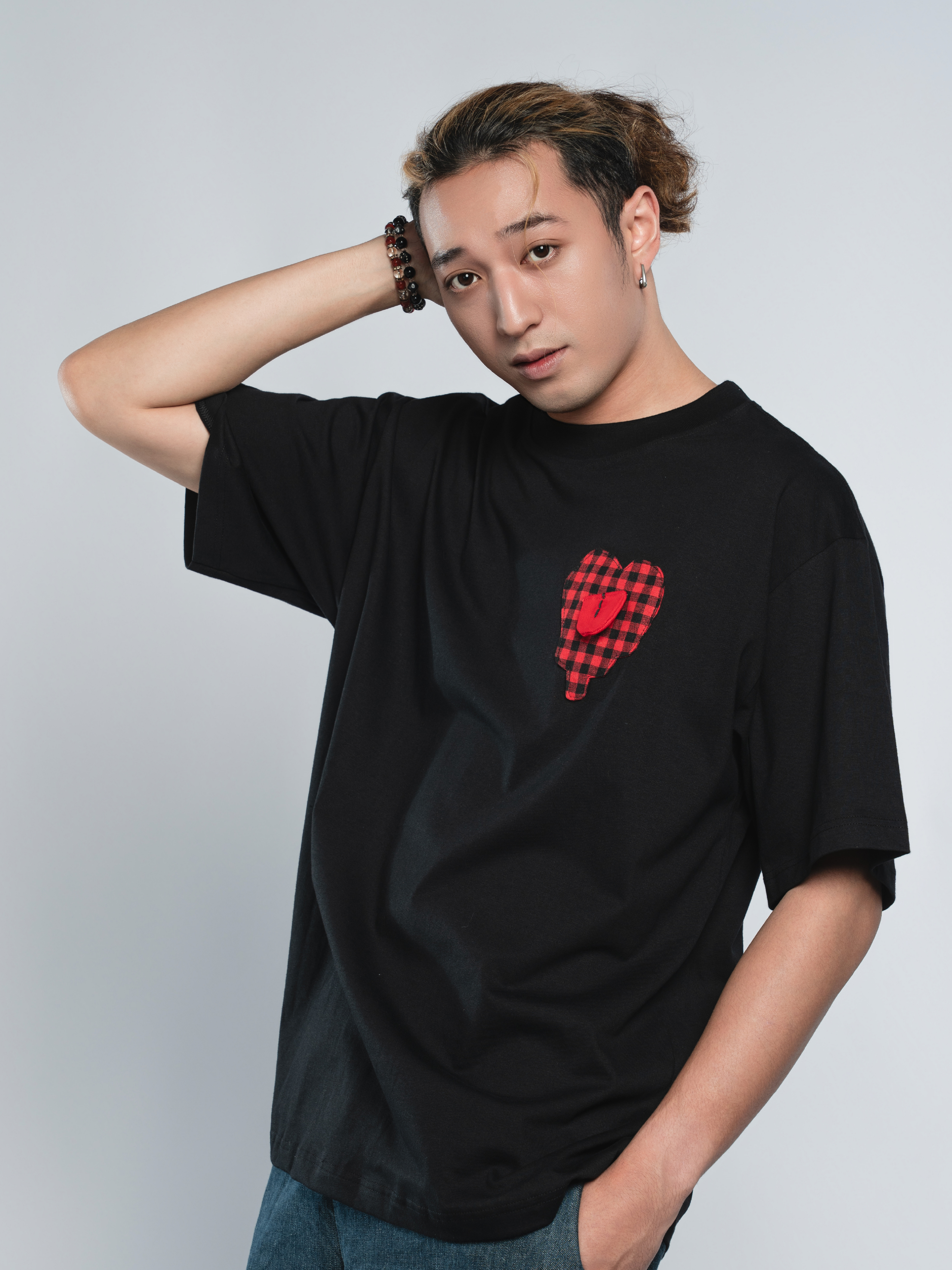 H-shirt — detail 1