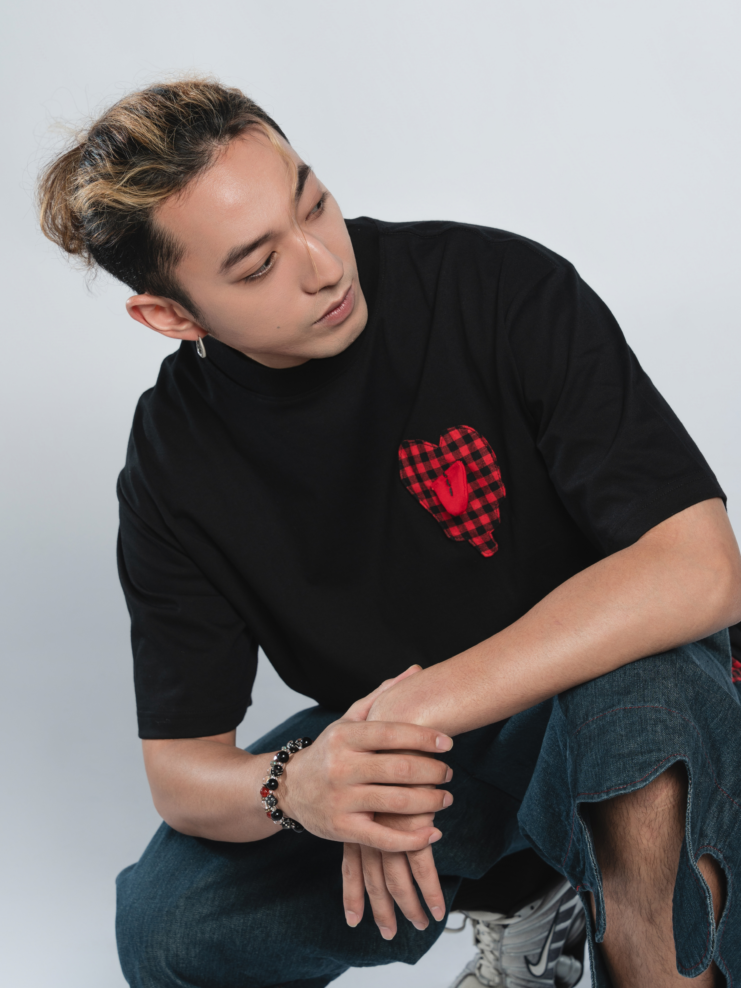 H-shirt — detail 2